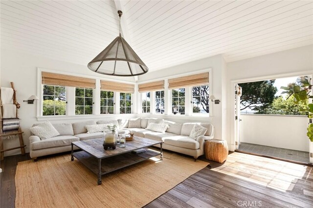 326 Ruby St, Laguna Beach, CA 92651 - sunroom featuring healthy amount of natural light