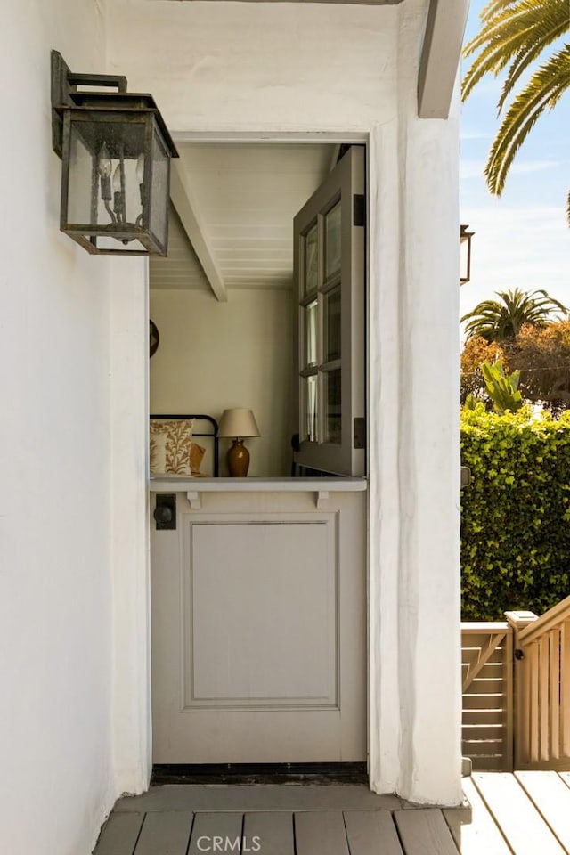326 Ruby St, Laguna Beach, CA 92651 - bar area with tile patterned flooring
