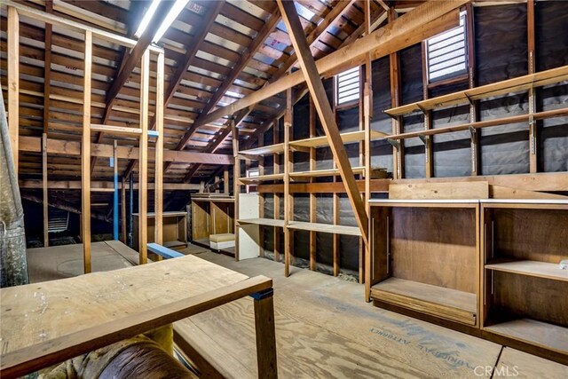 16292 Wishingwell, Huntington Beach, CA 92647 - view of unfinished attic