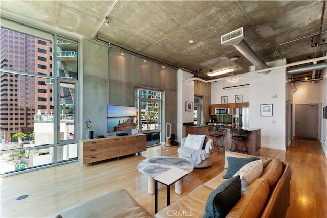 645 W 9th St Unit 703, Los Angeles, CA 90015 - photo 15