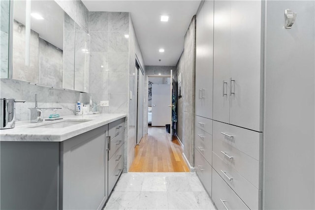 645 W 9th St Unit 703, Los Angeles, CA 90015 - photo 16