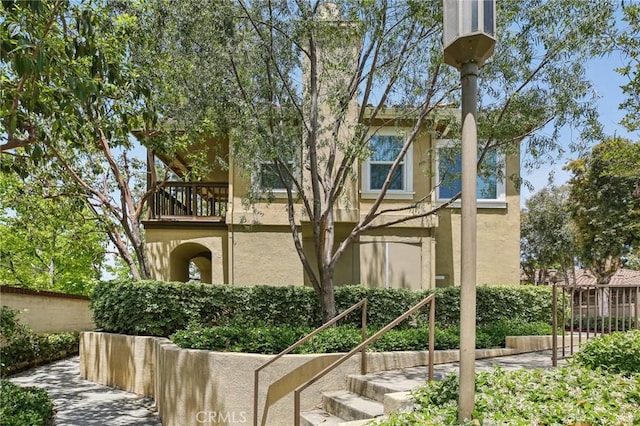 119 Gallery Way, Tustin, CA 92782 - view of front of property with stucco siding