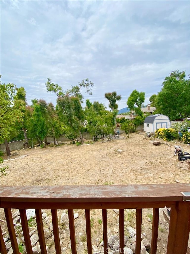 5218 Rocky Mountain Pl, Rancho Cucamonga, CA 91737 - view of yard featuring a shed