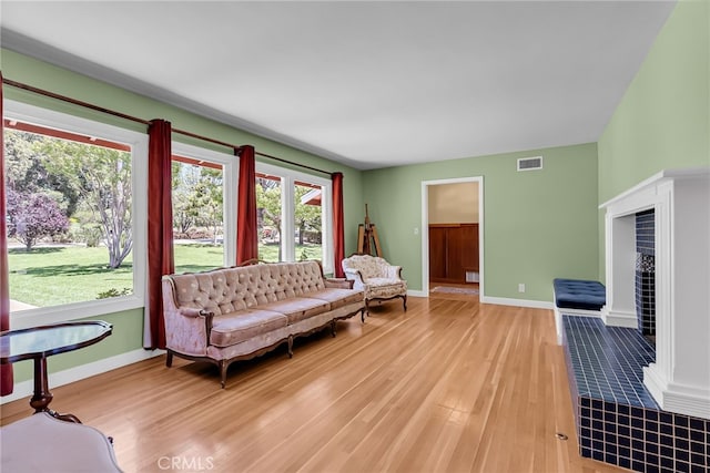 2886 Mcallister St, Riverside, CA 92503 - living area with light wood-style flooring and baseboards