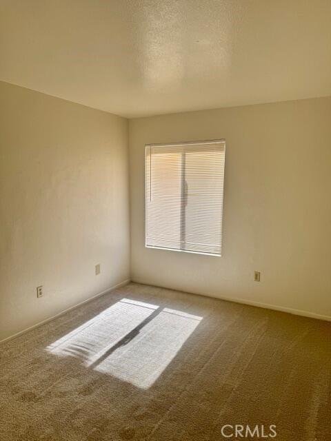 2125 Bramble Ln, Palmdale, CA 93550 - photo 13