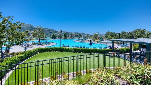 1151 Brush Crk, Rancho Mission Viejo, CA 92694 - surrounding community with a pool and a mountain view