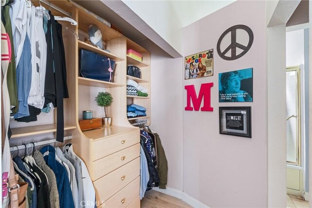 1337 Lloyd Pl, Lompoc, CA 93436 - view of walk in closet