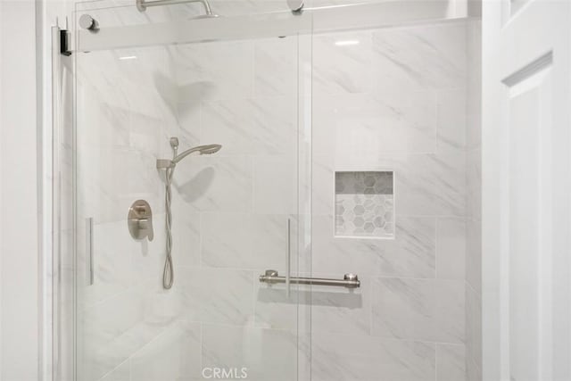 3510 Lilac Ave Unit 13, Corona Del Mar, CA 92625 - bathroom with a shower stall