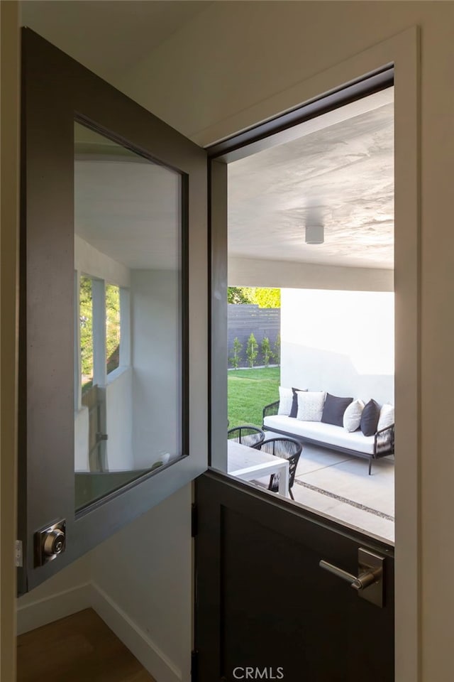 3554 S Sycamore Ave, Los Angeles, CA 90016 - doorway with plenty of natural light