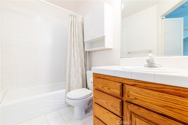 4899 Glenwood Dr, Riverside, CA 92501 - bathroom with vanity, toilet, tile patterned floors, and shower / bathtub combination with curtain