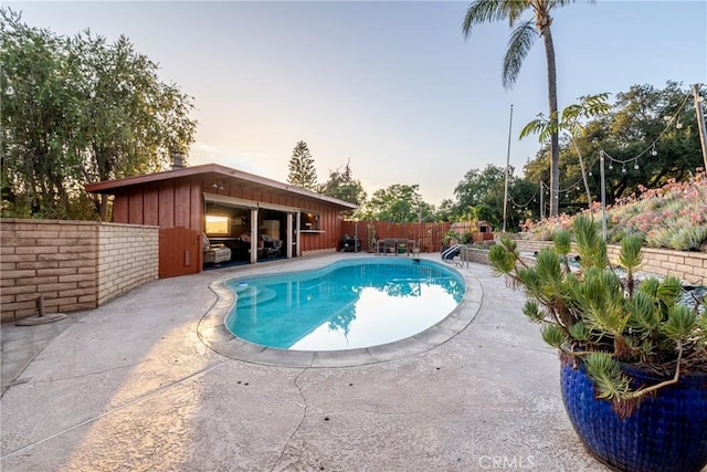 4899 Glenwood Dr, Riverside, CA 92501 - view of pool featuring a patio