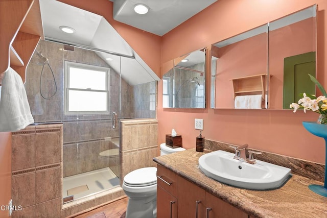2740 Auburn St, Los Angeles, CA 90039 - full bath featuring toilet, vanity, and a shower stall