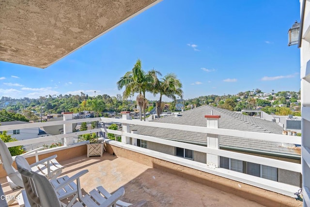 2740 Auburn St, Los Angeles, CA 90039 - view of patio featuring a balcony