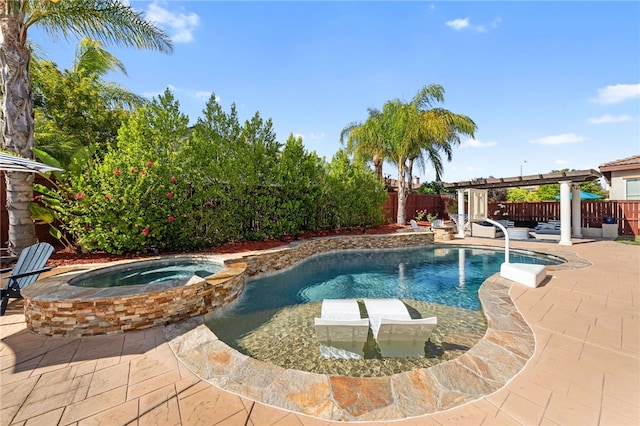 34032 Temecula Creek Rd, Temecula, CA 92592 - view of swimming pool featuring a fenced backyard, a patio area, a pool with connected hot tub, and a pergola