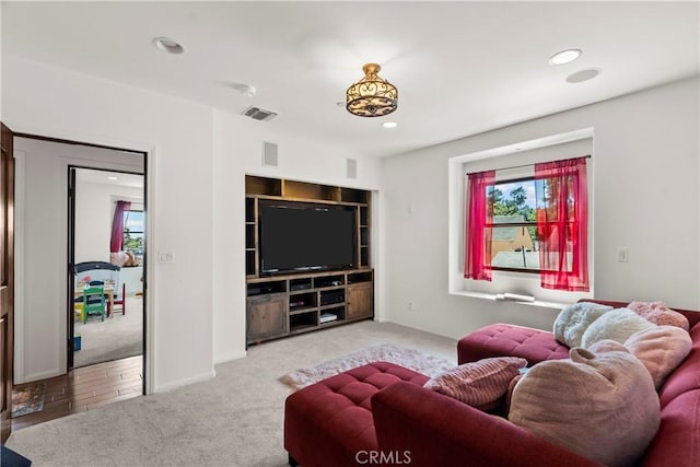 633 Sunnyhill Dr, Los Angeles, CA 90065 - living area with carpet, plenty of natural light, and recessed lighting