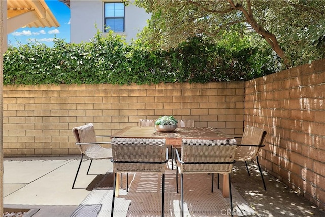407 E Duarte Rd Unit D, Arcadia, CA 91006 - fenced backyard with outdoor dining area and a patio
