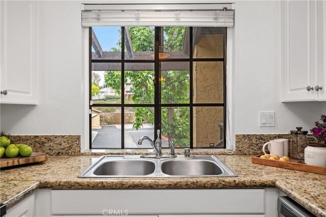 25621 Indian Hill Ln Unit G, Laguna Hills, CA 92653 - photo 16