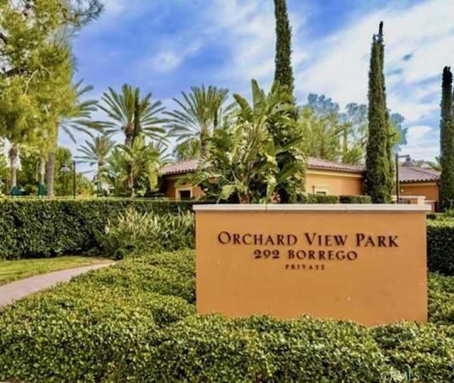166 Borrego, Irvine, CA 92618 - view of community / neighborhood sign