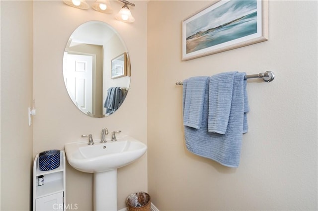 15530 New Park Ter, San Diego, CA 92127 - view of bathroom