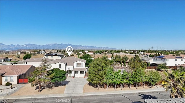 6688 Banyan Ave, Hesperia, CA 92345 - mountain view featuring nearby suburban area