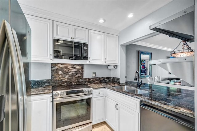 5927 E Creekside Ave Unit 18, Orange, CA 92869 - photo 1