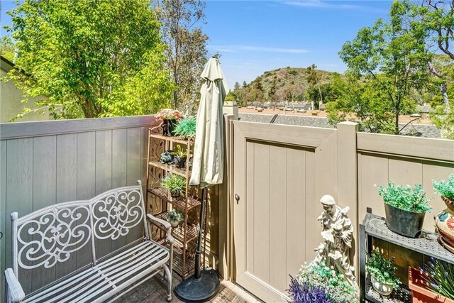 5927 E Creekside Ave Unit 18, Orange, CA 92869 - view of patio