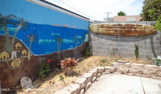 1207 S L St, Oxnard, CA 93033 - view of yard featuring a patio area
