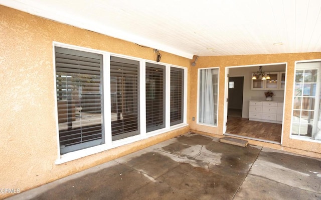 1207 S L St, Oxnard, CA 93033 - view of patio / terrace with mail area