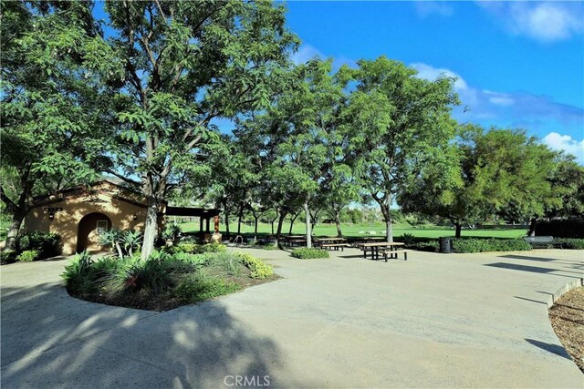 8851 Soothing Ct, Corona, CA 92883 - view of home's community