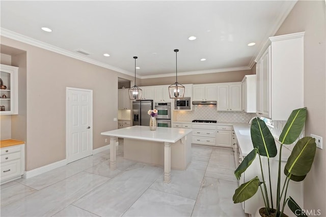8851 Soothing Ct, Corona, CA 92883 - kitchen with stainless steel appliances, tasteful backsplash, a center island, a breakfast bar area, and light countertops