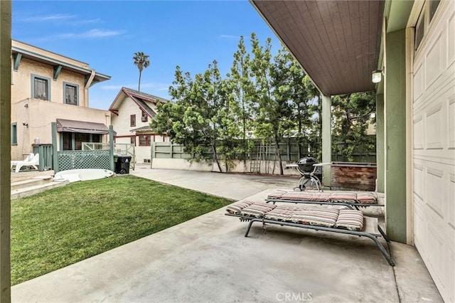 163 S Kingsley, Los Angeles, CA 90004 - view of patio