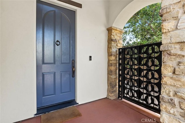 35 Veneto Cir, Chico, CA 95926 - entrance to property featuring stone siding and stucco siding