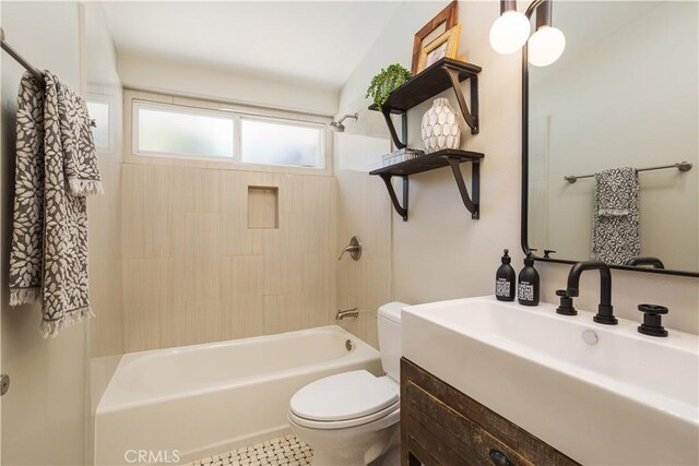 292 Bowling Green Dr, Costa Mesa, CA 92626 - full bath featuring vanity and tub / shower combination