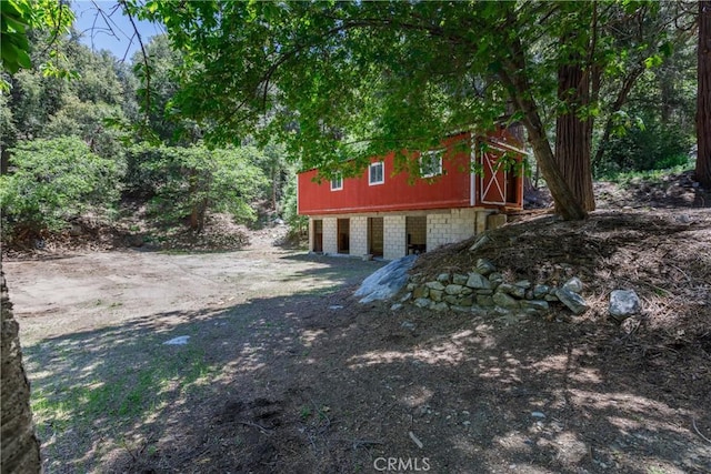 9091 Mountain View Dr, Forest Falls, CA 92339 - view of side of home