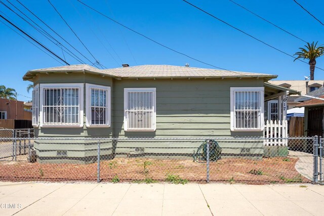 557 S E St, Oxnard, CA 93030