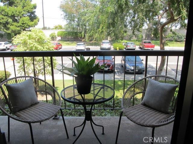 13601 Del Monte Dr Unit M17-46A, Seal Beach, CA 90740 - view of balcony