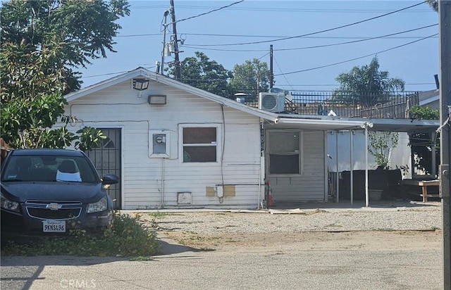 14841 Archwood St, Van Nuys, CA 91405 - view of front of property featuring central AC