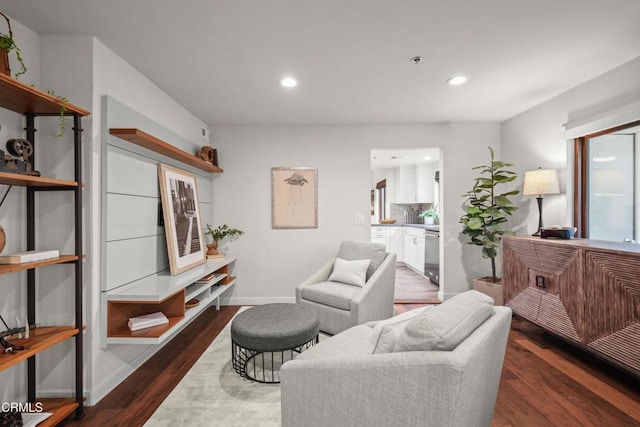 1000 E California Blvd Unit 108, Pasadena, CA 91106 - living room featuring wood finished floors, recessed lighting, and baseboards