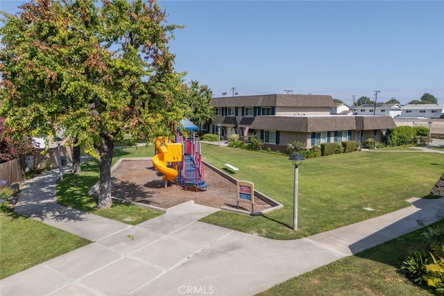 4418 Larwin Ave, Cypress, CA 90630 - community playground with a yard