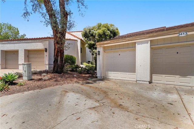 3413 Punta Alta Unit A, Laguna Woods, CA 92637 - view of garage
