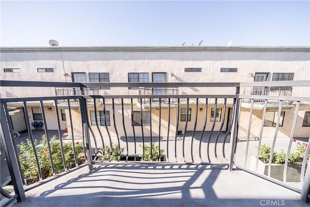 10894 Olinda St Unit 116, Sun Valley, CA 91352 - view of balcony