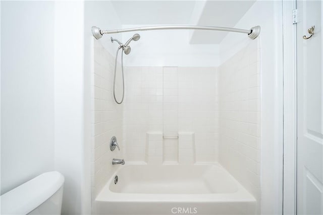10894 Olinda St Unit 116, Sun Valley, CA 91352 - bathroom with toilet and shower / tub combination