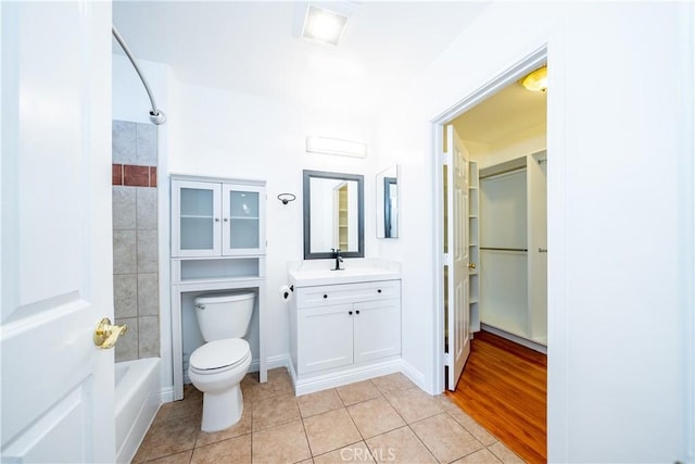 10894 Olinda St Unit 116, Sun Valley, CA 91352 - full bath featuring tile patterned flooring, vanity, toilet, and shower / washtub combination