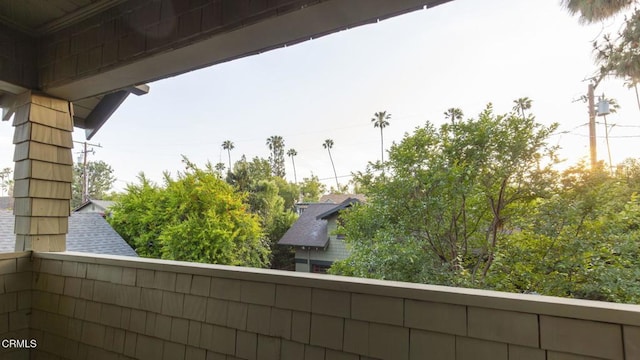 1813 Wayne Ave, South Pasadena, CA 91030 - view of balcony