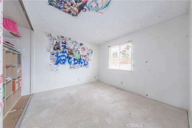 17915 Los Vasos St, Fountain Valley, CA 92708 - unfurnished room with a textured ceiling and carpet flooring