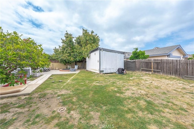 17915 Los Vasos St, Fountain Valley, CA 92708 - view of yard with a patio