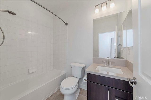 9213 Sunshine Pl, Downey, CA 90240 - full bath featuring vanity, toilet, and bathtub / shower combination