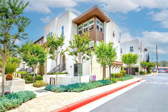 9213 Sunshine Pl, Downey, CA 90240 - view of property