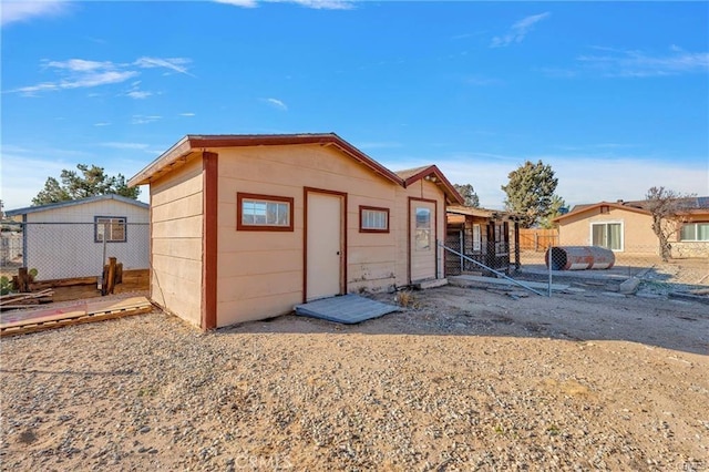 19055 Seaforth St, Hesperia, CA 92345 - view of back of house