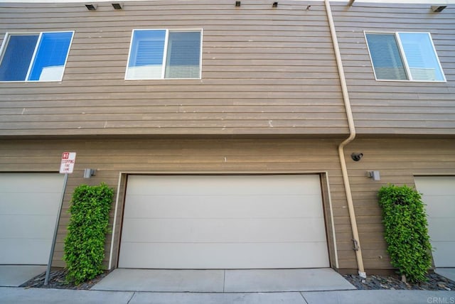 3001 Bravo Loop Unit 1, Chula Vista, CA 91915 - view of garage